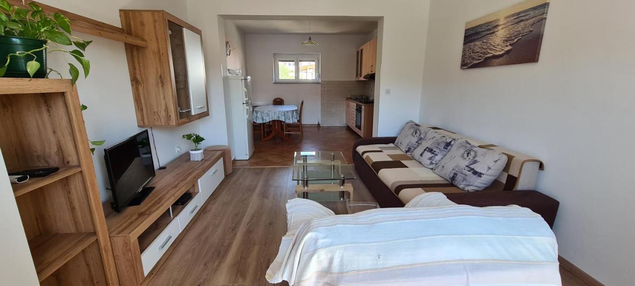 Apartments Jele Baška Екстериор снимка